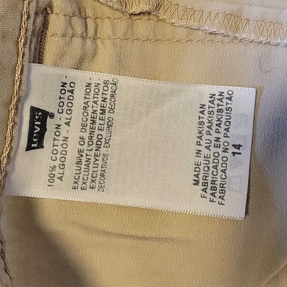 LEVI'S Cotton, Casual Tan Women's Shorts - Picture 8 of 12